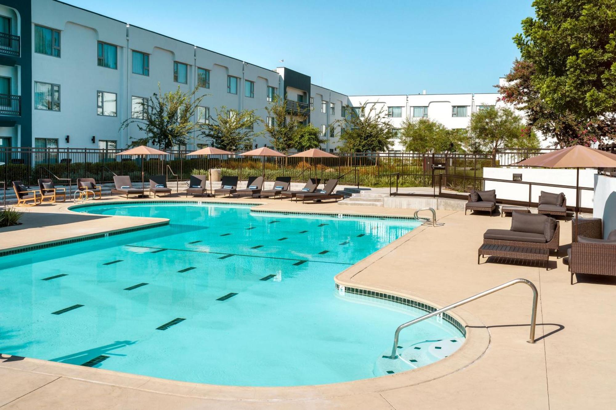 Delta Hotels By Marriott Ontario Airport Exterior foto